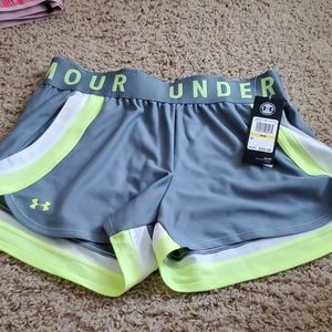 NWT under Armour Grey running shorts with pockets